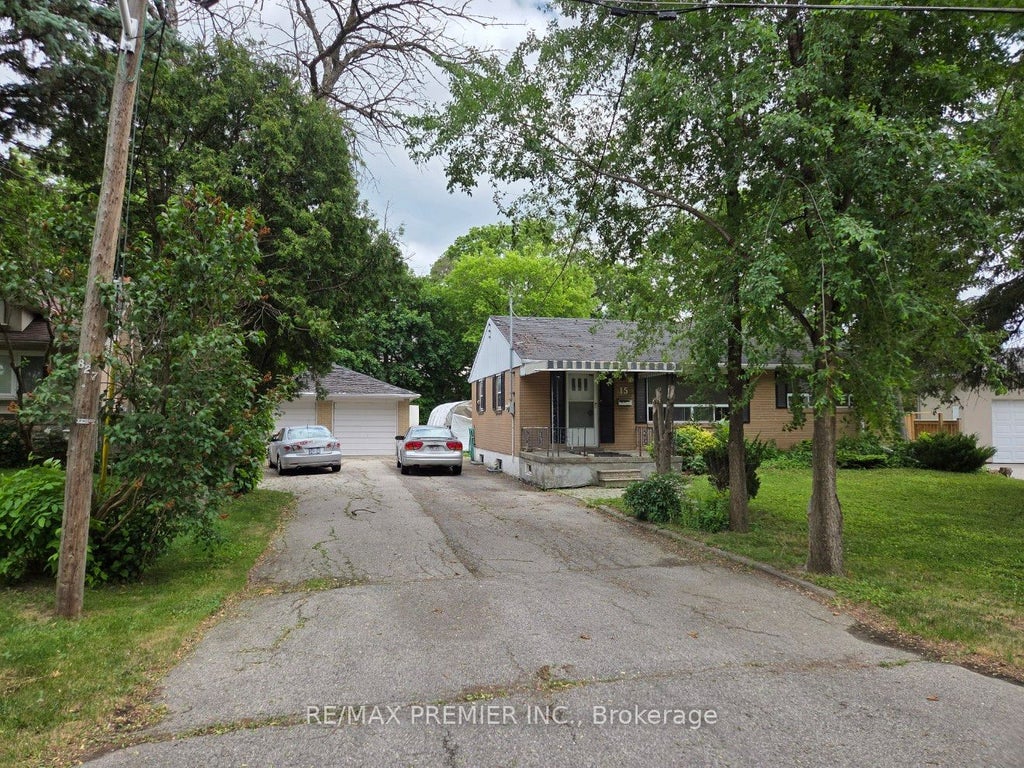 Photo of 15 Fran Drive, Vaughan, ON L4L 1P2 (MLS # N13433036)