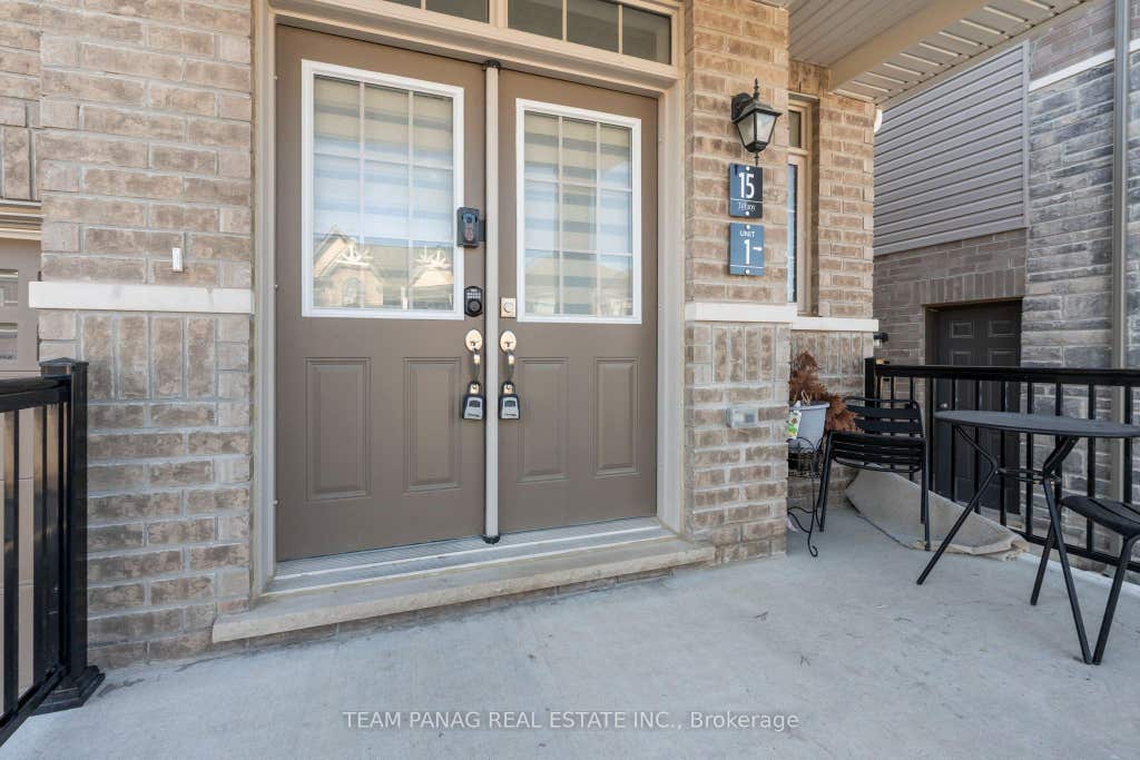 Photo of 15 Valleybrook Road, Barrie, ON L9J 1L4 (MLS # S13562066)