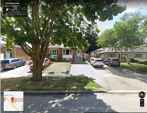 824 Embassy Avenue Bsmt Mississauga ON L5J 2Y2