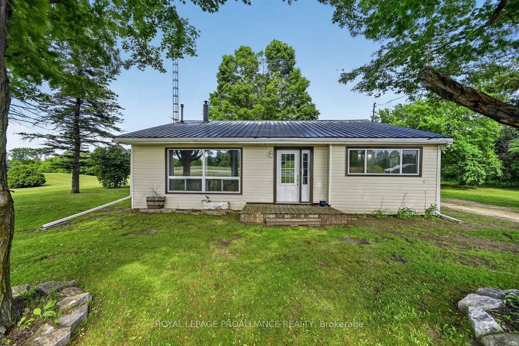 Photo of 7861 County Rd 6 Road, Elizabethtown-Kitley, ON K0G 1R0 (MLS # X13470452)