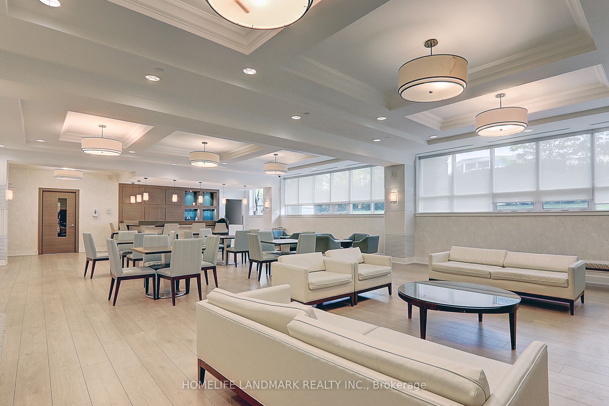 370 HWY 7 E Avenue 906