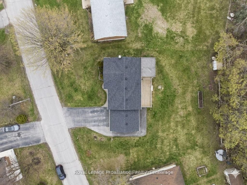 Photo of 836 Stewart Drive, Peterborough, ON K9J 7R4 (MLS # X13216196)