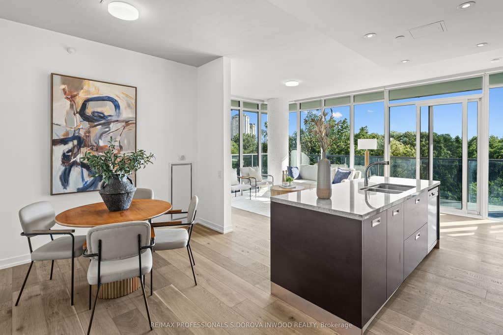 Photo of 88 Park Lawn Road #305, Toronto, ON M8Y 0B5 (MLS # W13689408)