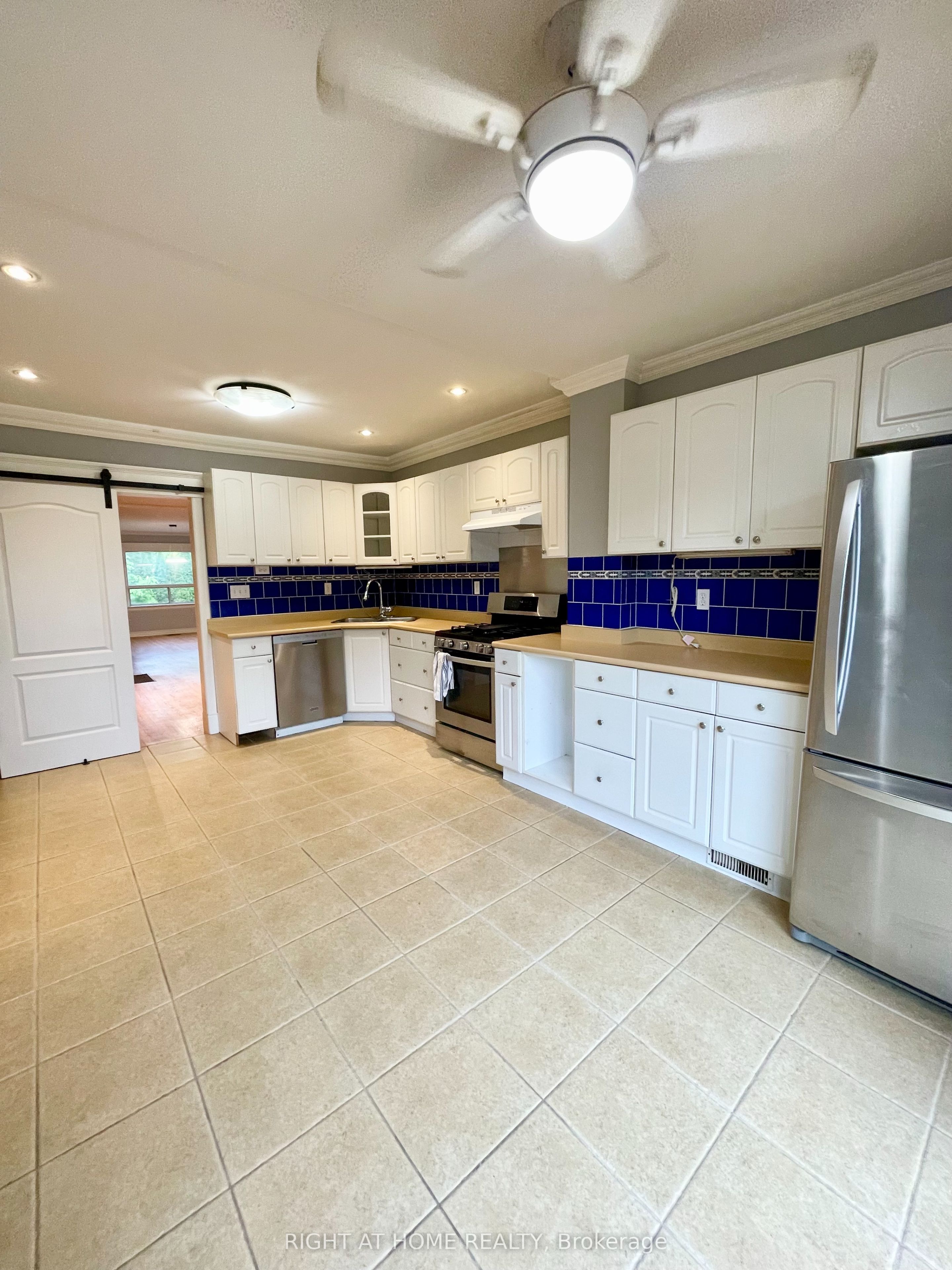 34 Woodington Avenue