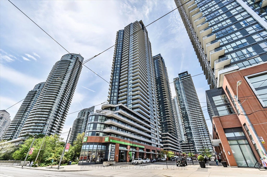 Photo of 2212 Lake Shore Boulevard W #2001, Toronto, ON M8V 0C2 (MLS # W13269944)