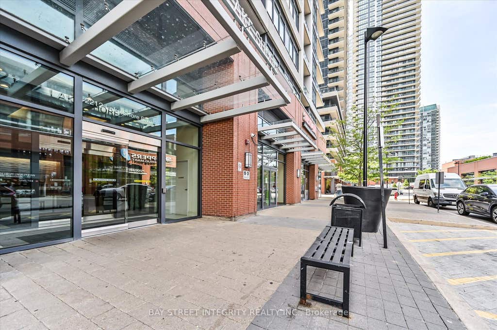 Photo of 2212 Lake Shore Boulevard W #2001, Toronto, ON M8V 0C2 (MLS # W13269944)