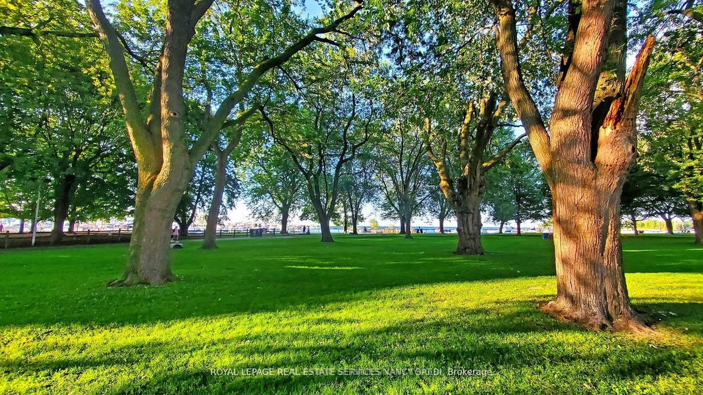 Photo of 628 Fleet Street #PH01, Toronto, ON M5V 1A8 (MLS # C12711312)