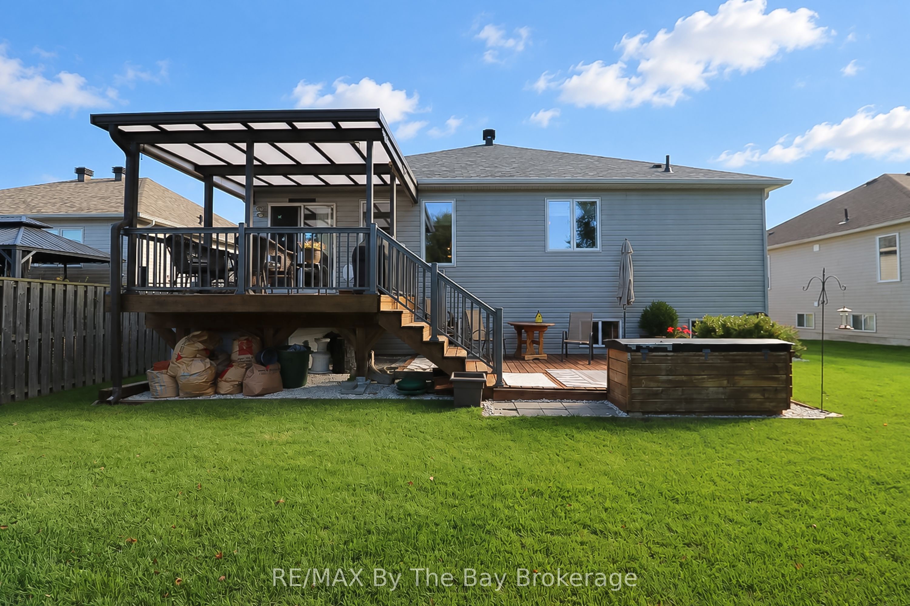 8 Middleport Drive