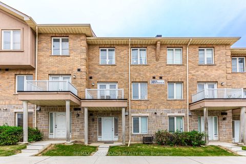 Photo of 3051 Finch Avenue W #59, Toronto, ON M9M 0A6 (MLS # W12569884)