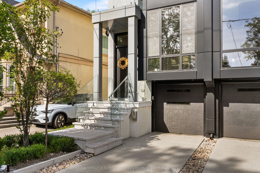 Photo of 16B Kenrae Road, Toronto, ON M4G 1Y1 (MLS # C13767800)