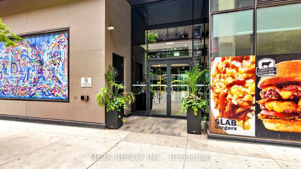 Photo of 25 Richmond Street E #916, Toronto, ON M5C 0A6 (MLS # C13069650)