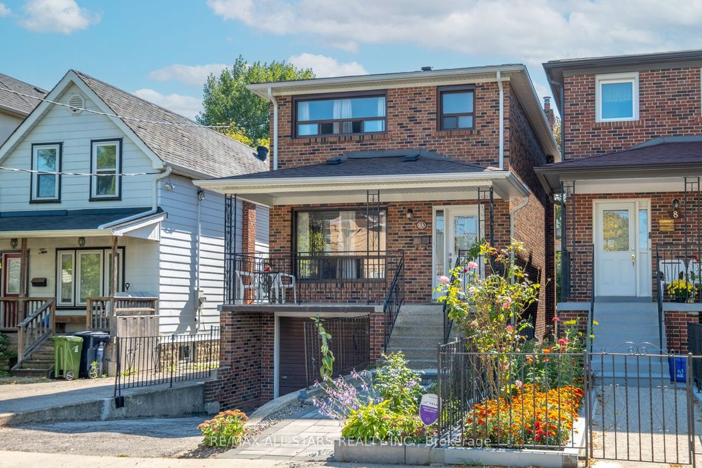 Photo of 8A Ruthven Place, Toronto, ON M6N 2R5 (MLS # W12436269)