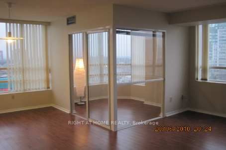 50 Kingsbridge Garden Circle 811
