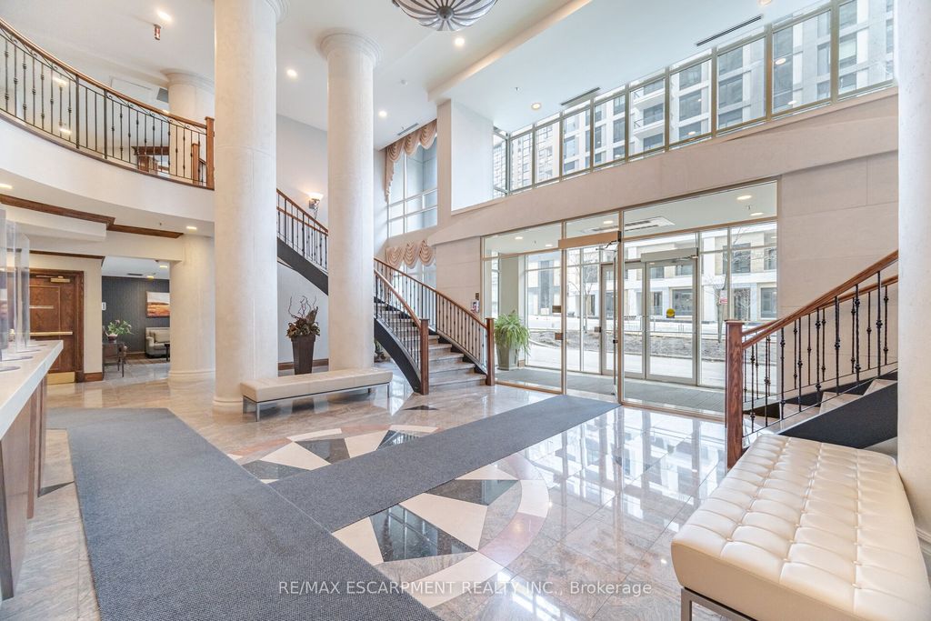 Photo of 156 ENFIELD Place #307, Mississauga, ON L5B 4L8 (MLS # W13158872)