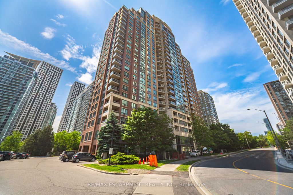 Photo of 156 ENFIELD Place #307, Mississauga, ON L5B 4L8 (MLS # W13158872)