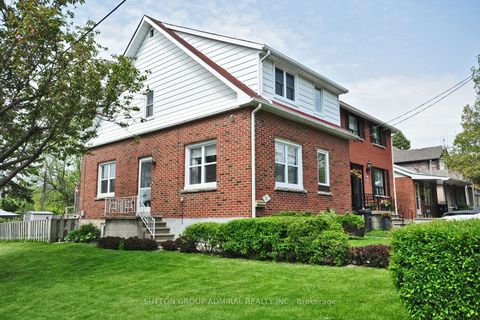 26 Forty First Street Toronto ON M8W 3N6