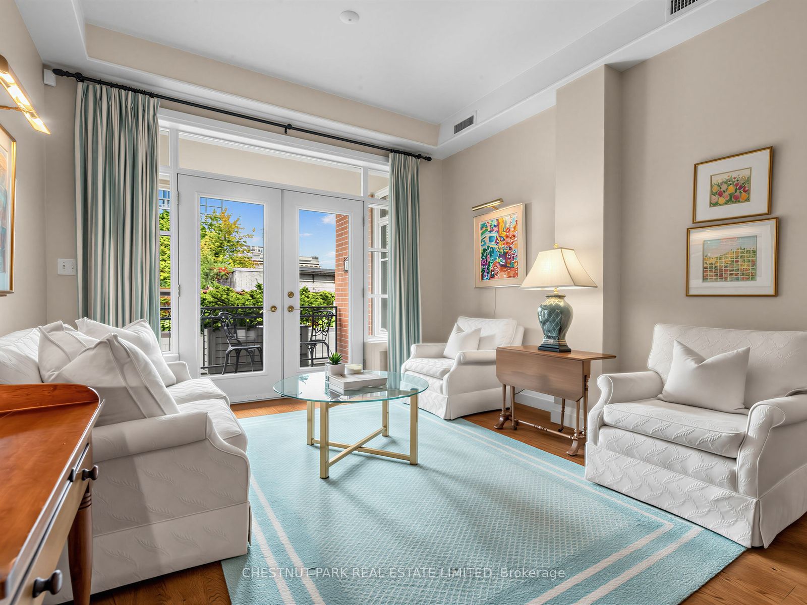 21 Shaftesbury Avenue 104