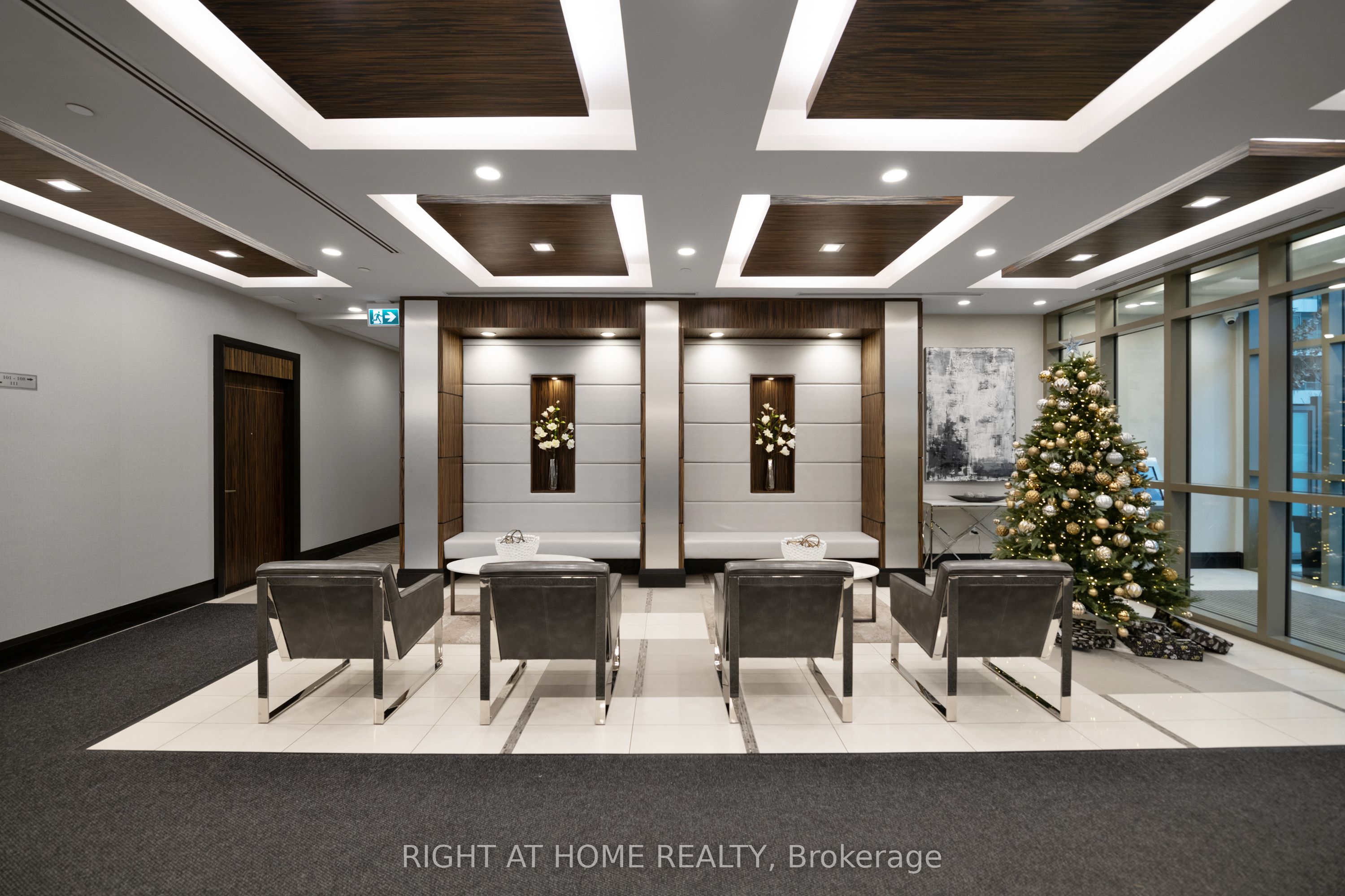 349 Rathburn Road 1508