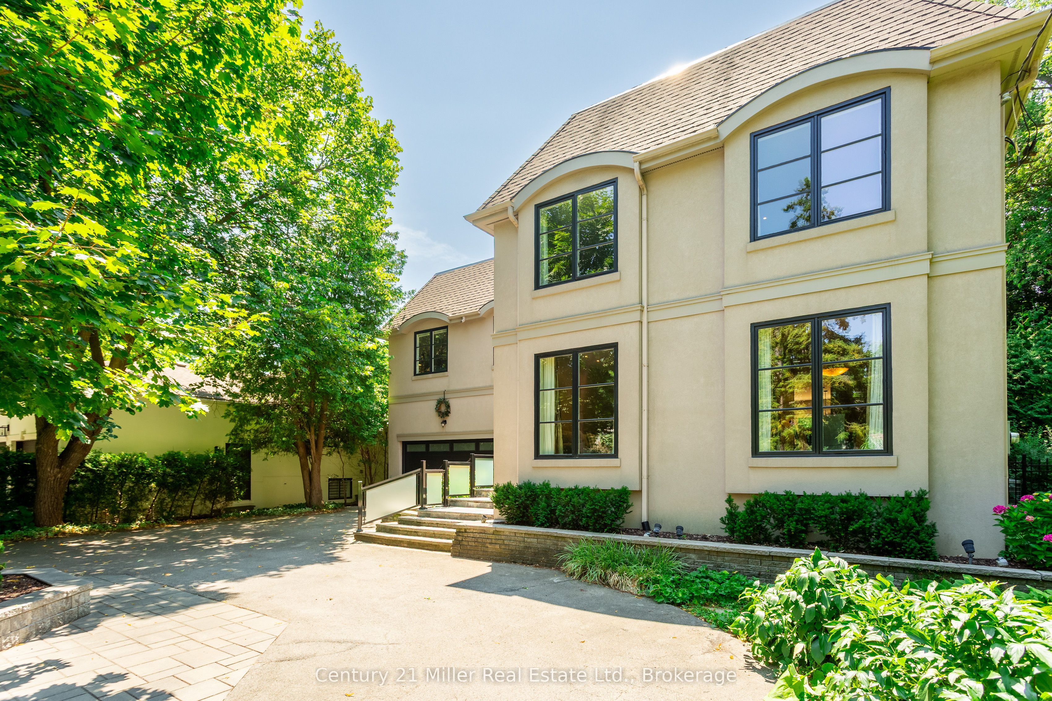 412 Maple Grove Drive