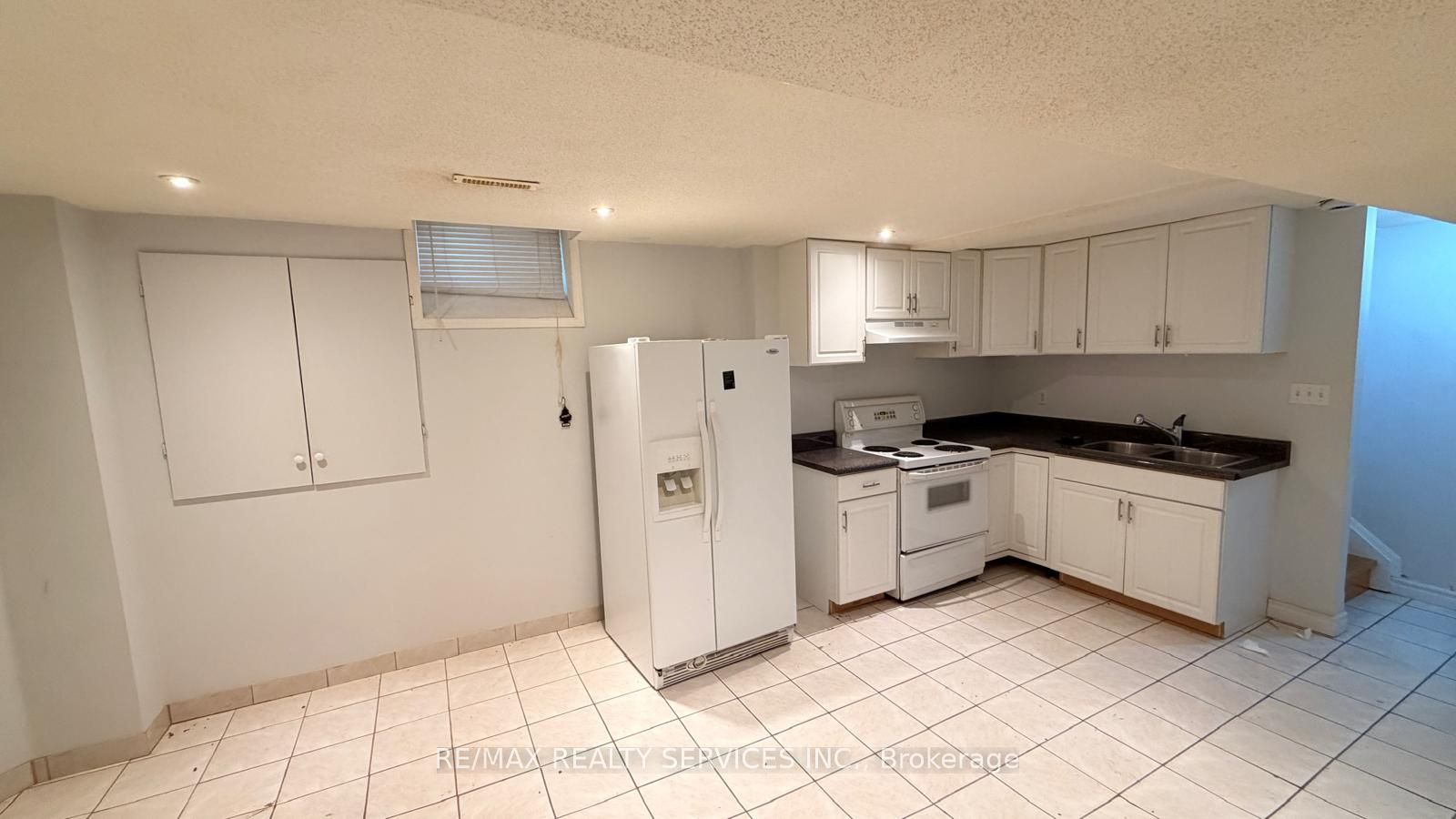 36 Windward Crescent Basement