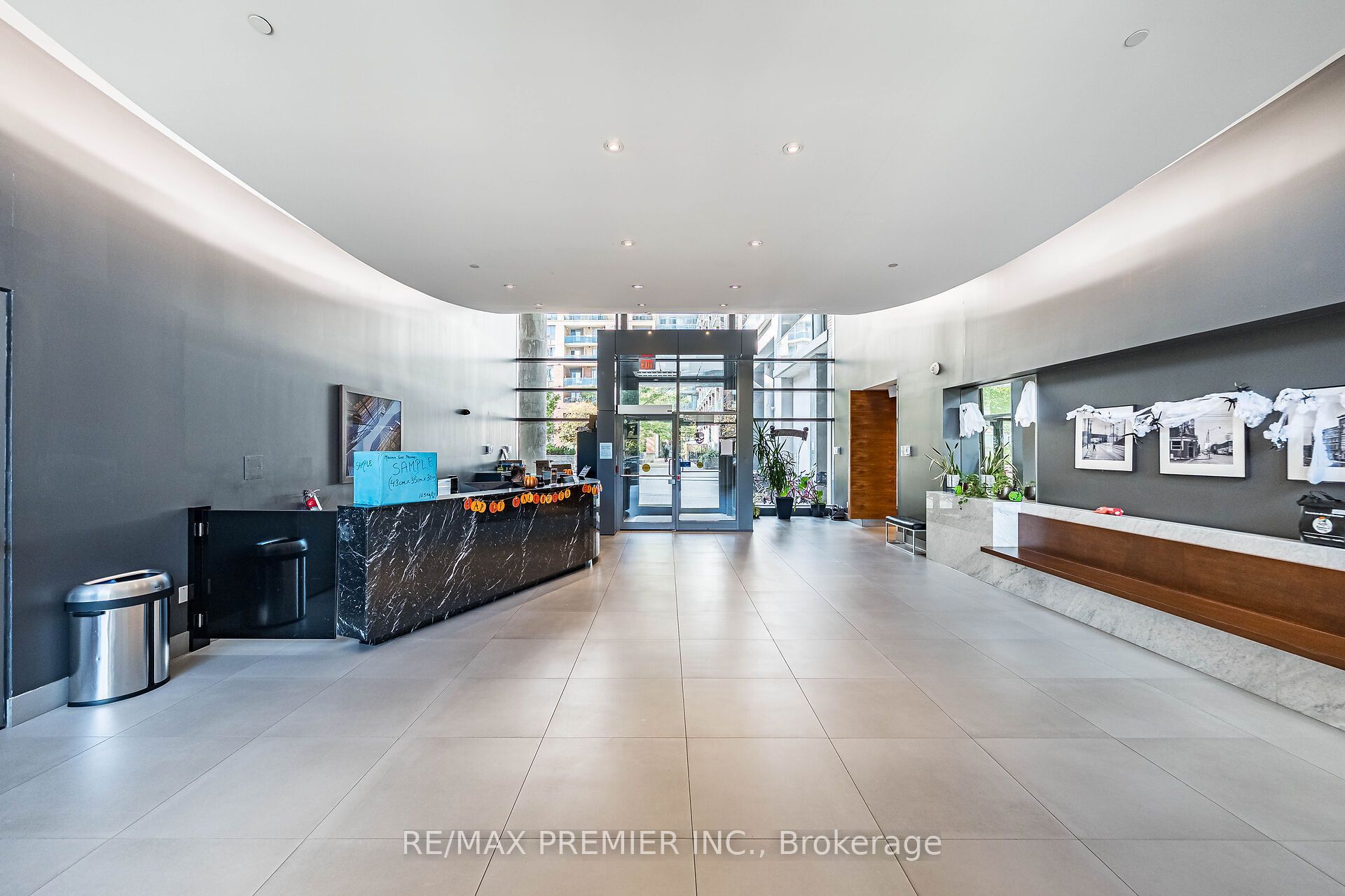 68 Abell Street 808