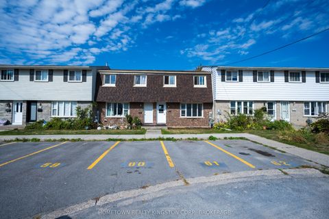 Photo of 983 Oakview Avenue, Kingston, ON K7M 6W9 (MLS # X12400642)