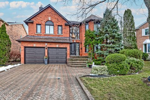 26 Brantwood Court Markham ON L3R 8J3