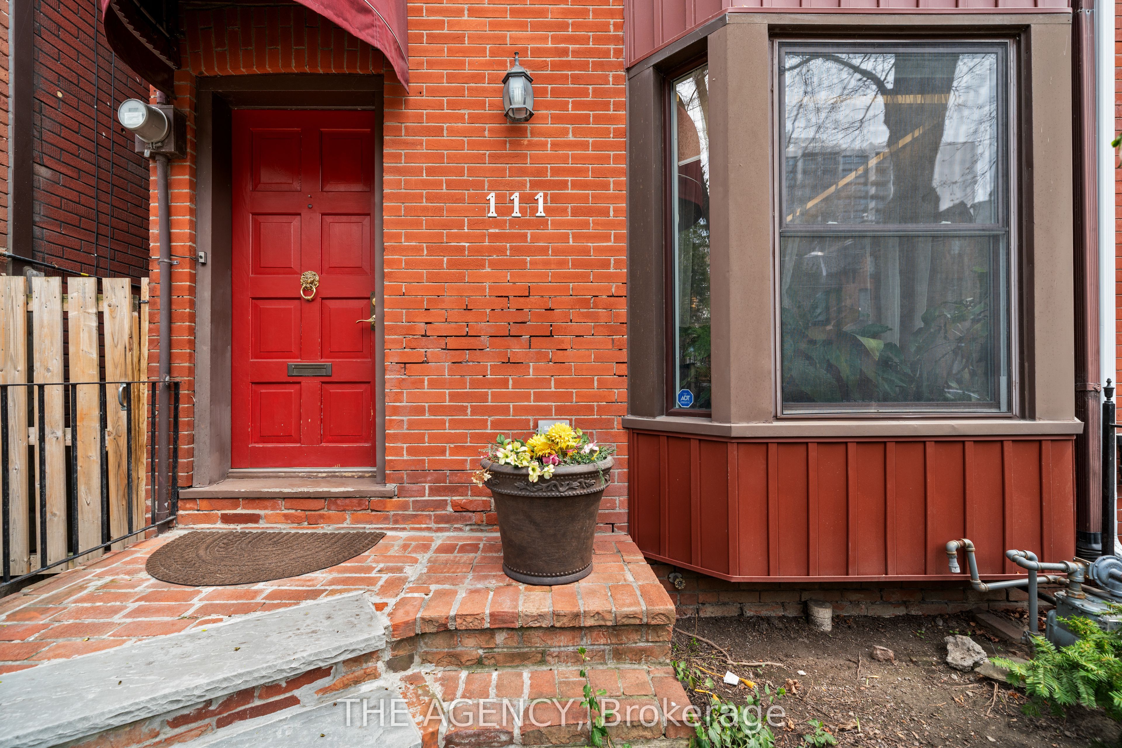 111 Seaton Street