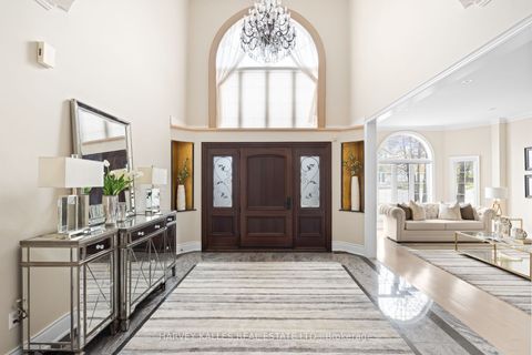 Photo of 60 Bowan Court, Toronto, ON M2K 3A7 (MLS # C12733558)