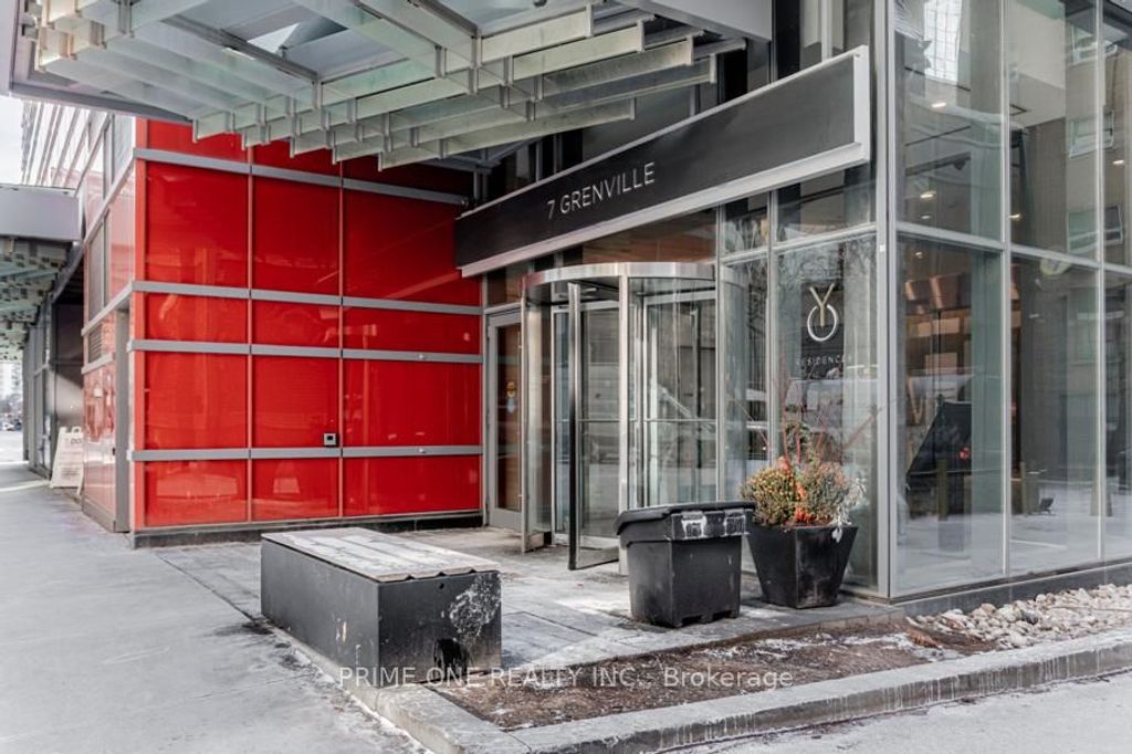 Photo of 7 Grenville Street #6113, Toronto, ON M4Y 0E9 (MLS # C13101620)