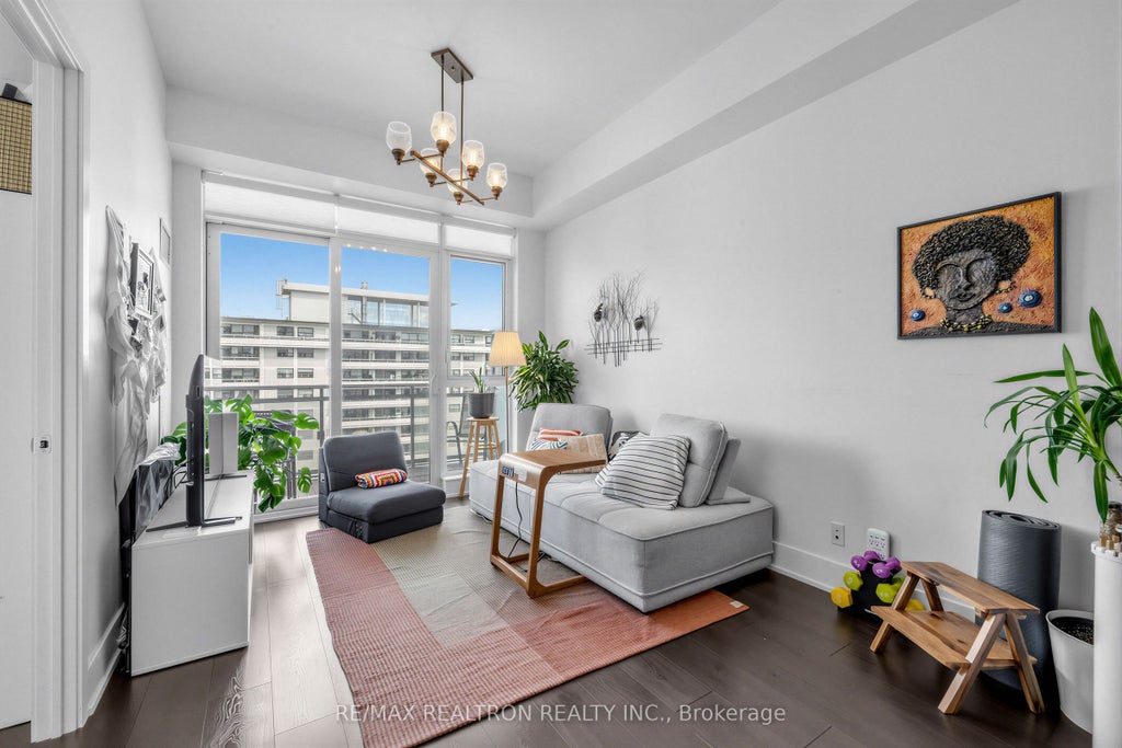 Photo of 1830 Bloor Street W #LPH8, Toronto, ON M6P 0A2 (MLS # W13758874)