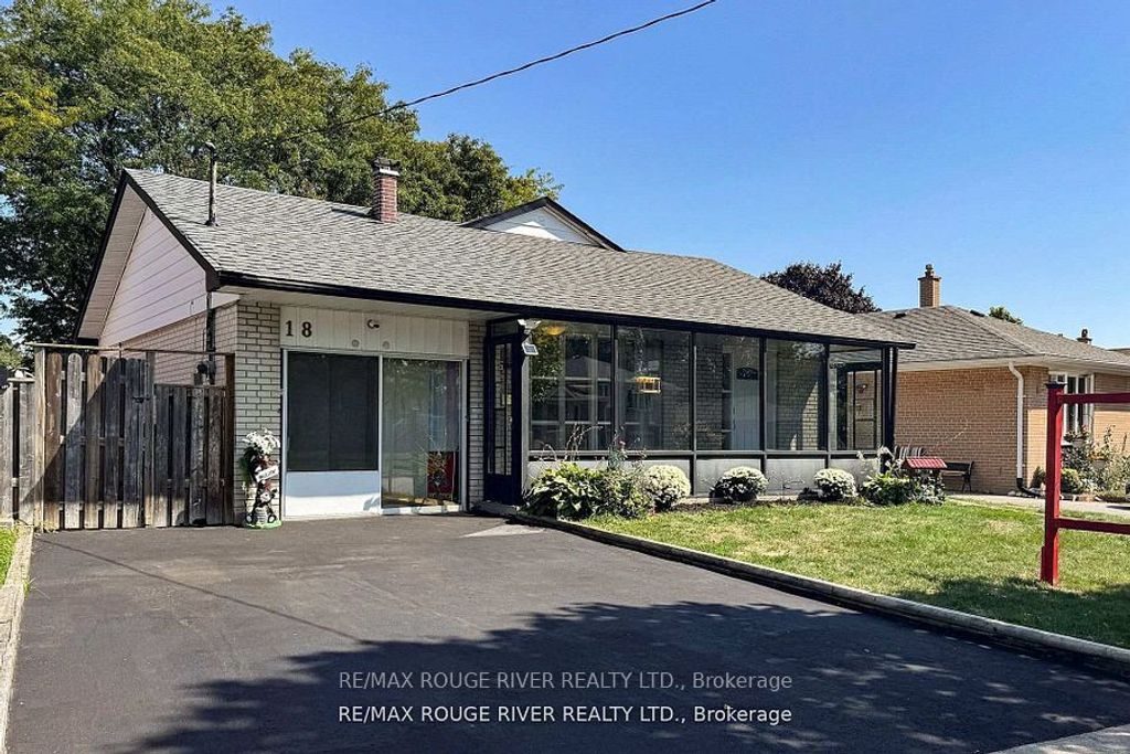 Photo of 18 Darlingside Drive, Toronto, ON M1E 3N8 (MLS # E12685038)