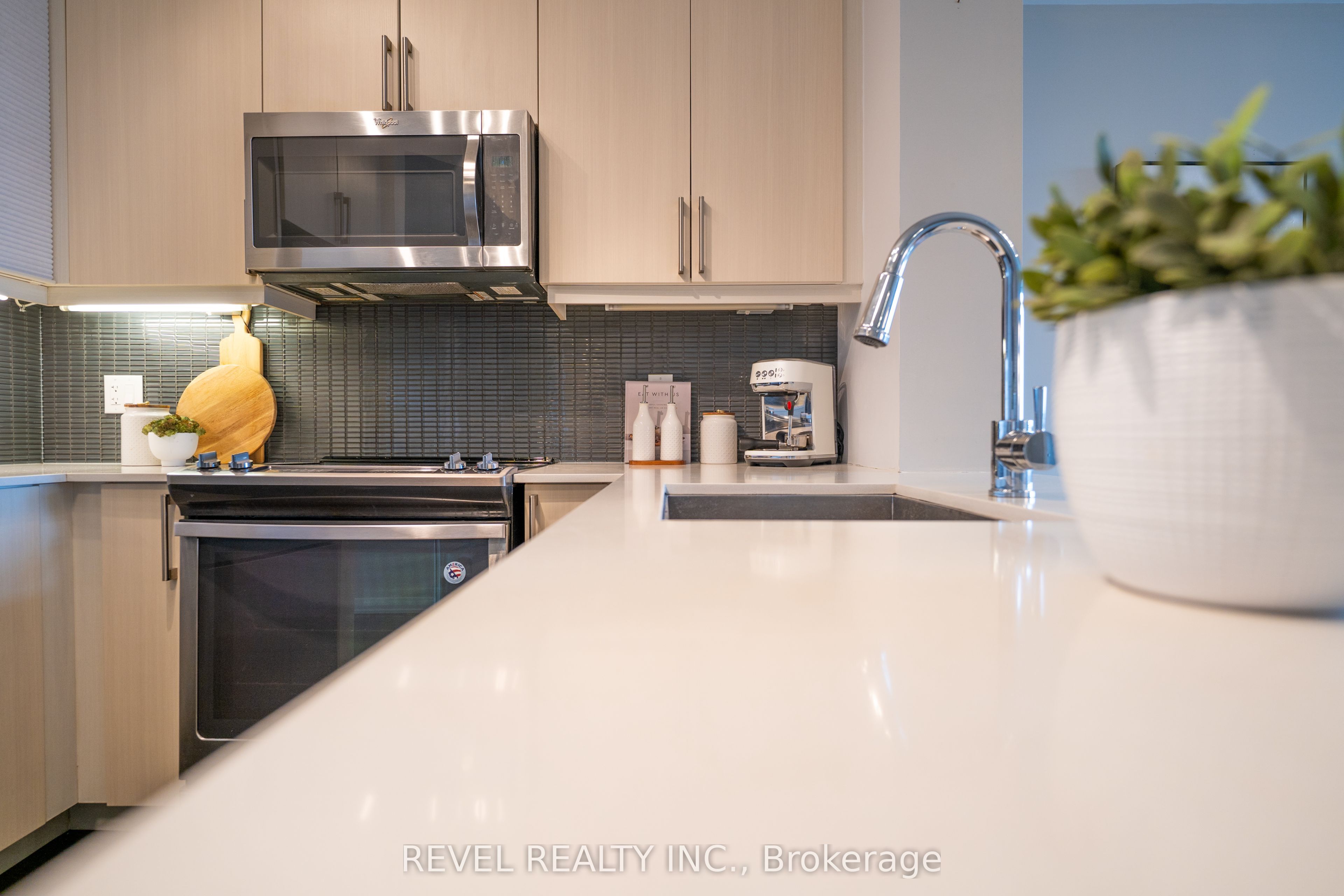 4633 Glen Erin Drive 1705