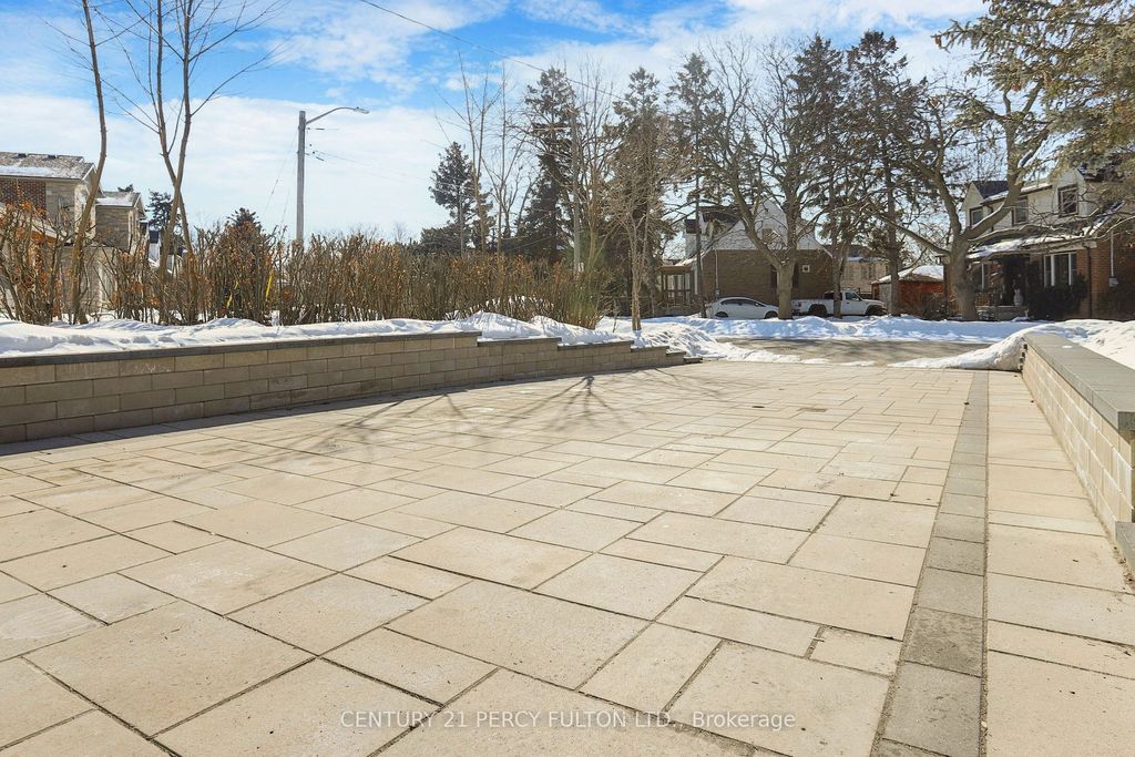 Photo of 128 Anndale Drive, Toronto, ON M2N 2X5 (MLS # C12842394)