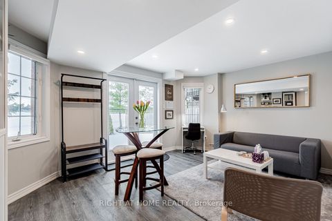 213 Kayla Crescent Vaughan ON L6A 3P3