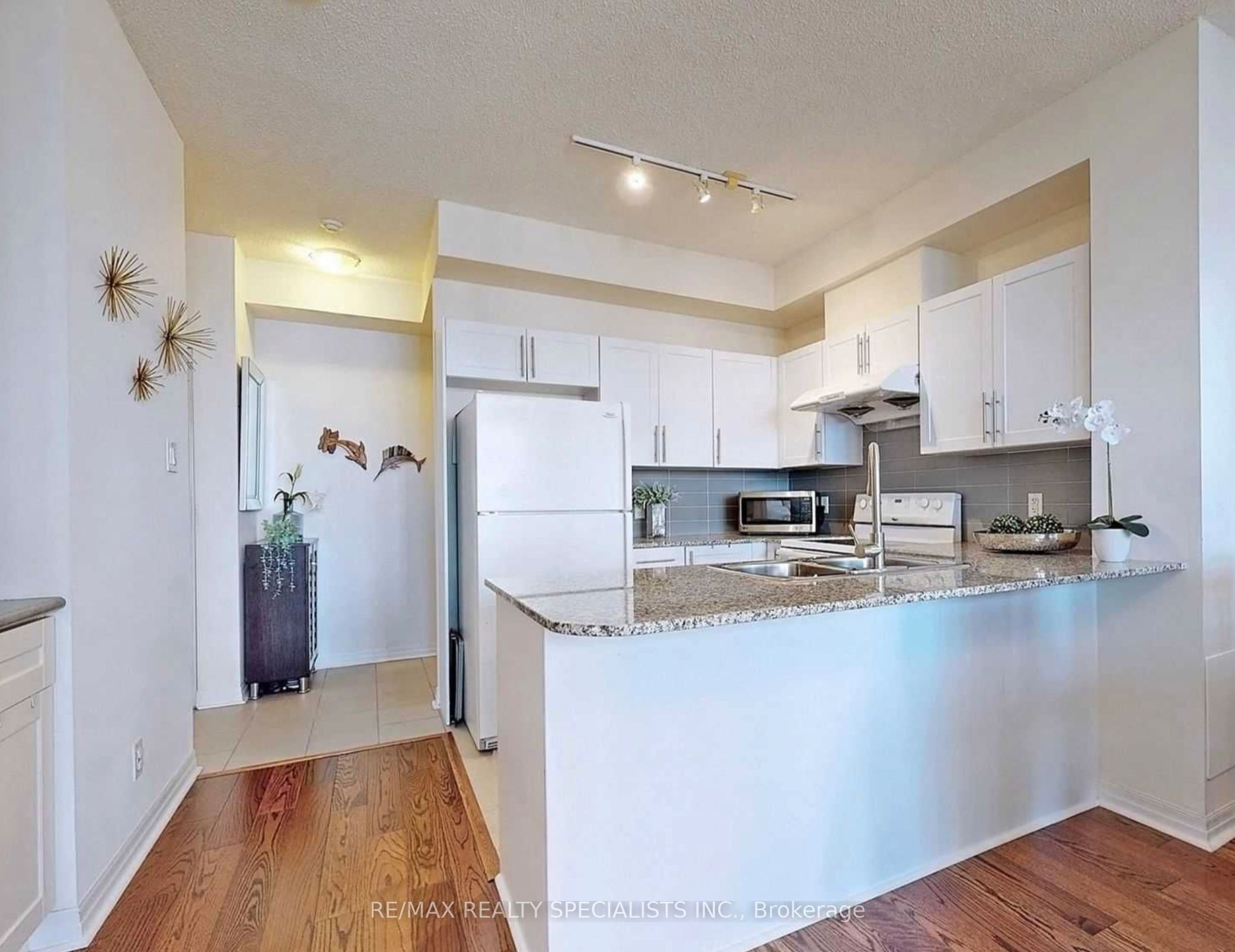 3515 Kariya Drive 610