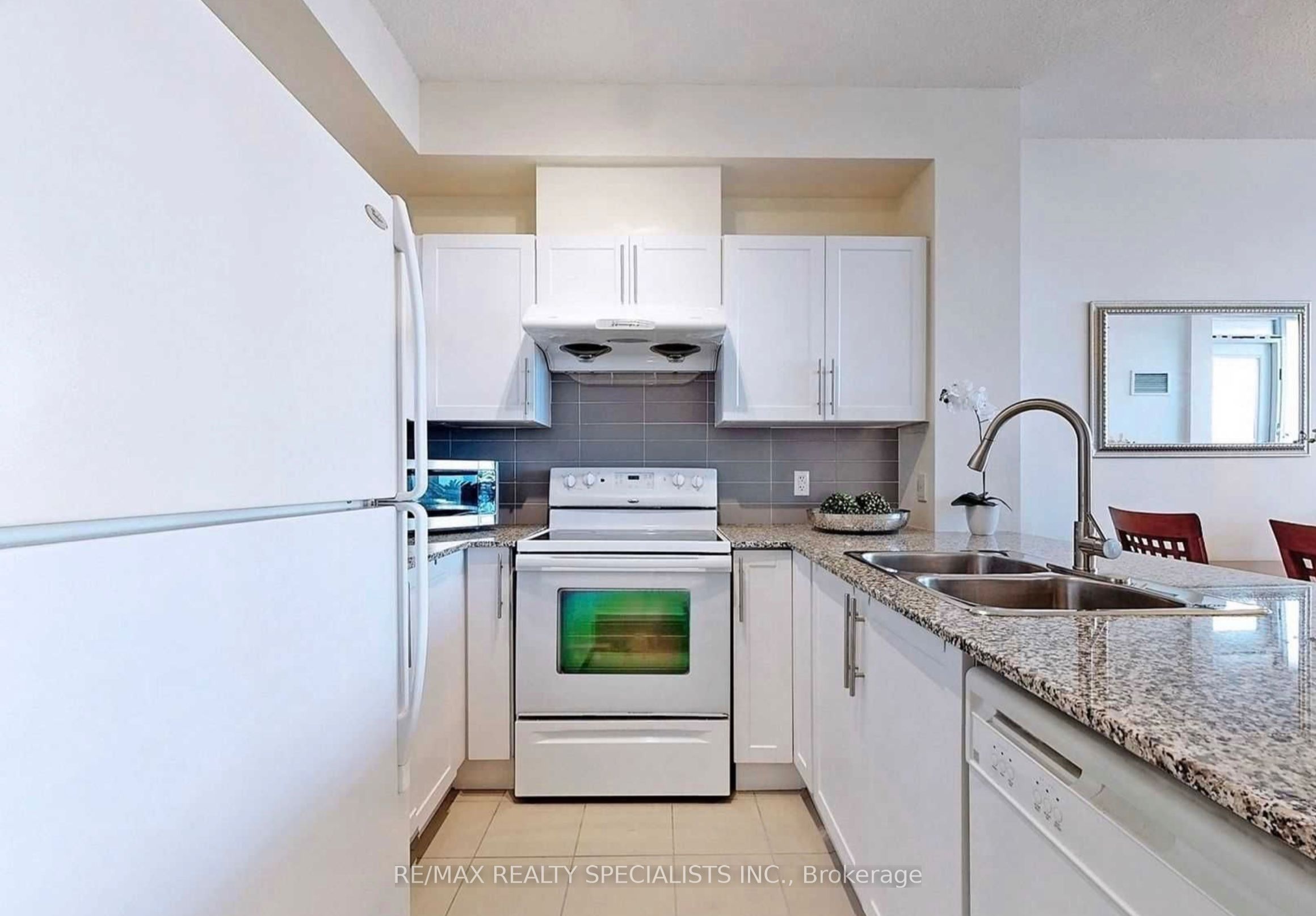 3515 Kariya Drive 610