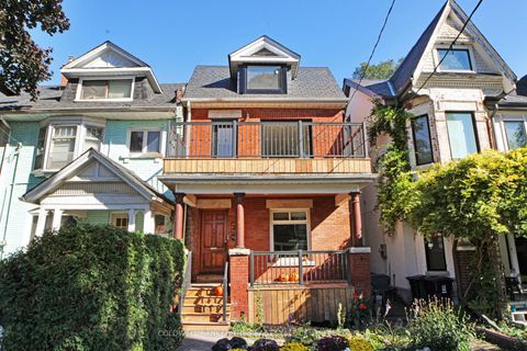 351 Clinton Street Toronto ON M6G 2Y7