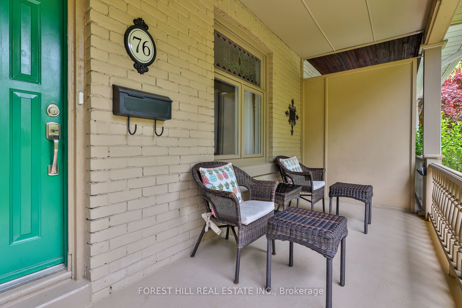 76 Sparkhall Avenue