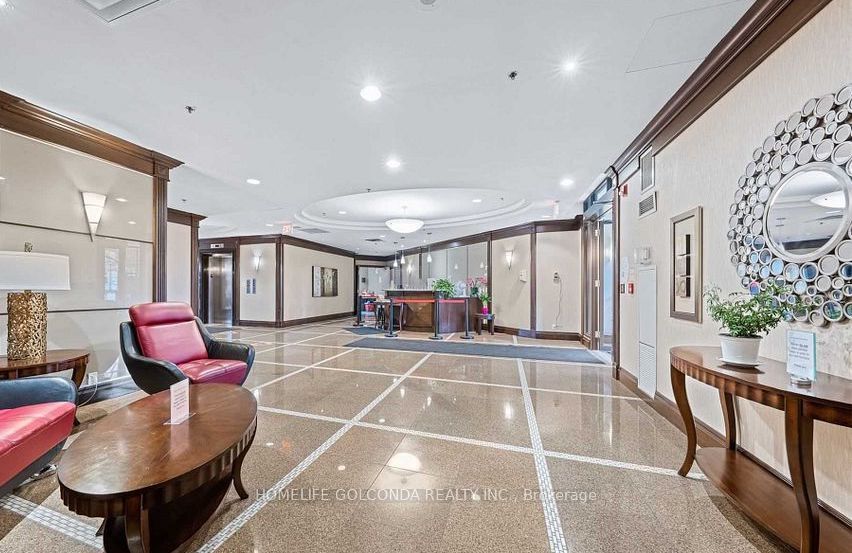 18 Harding Boulevard 412