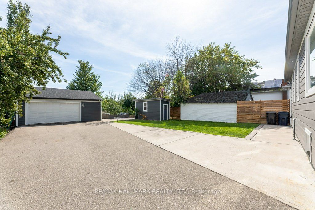 485 Evans Avenue