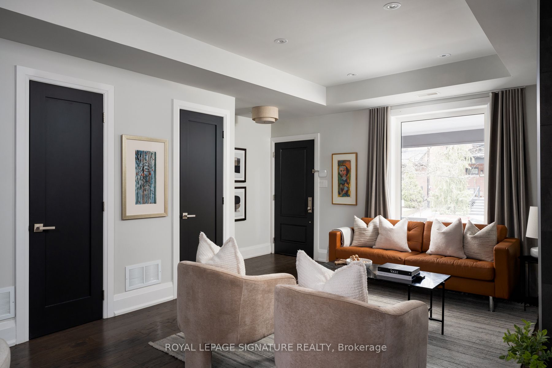 77 Dearbourne Avenue