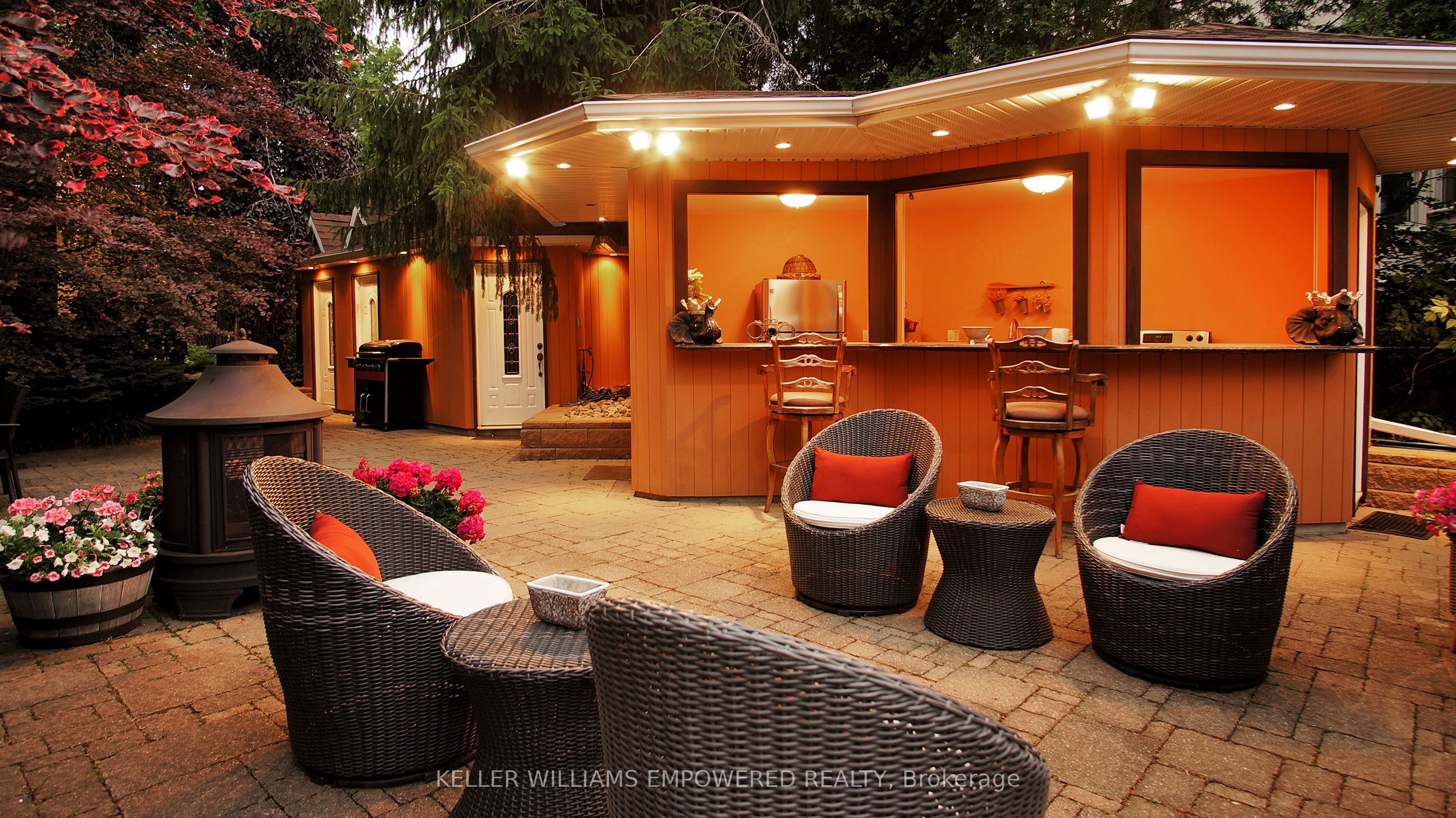 788 Woodland Acres Crescent