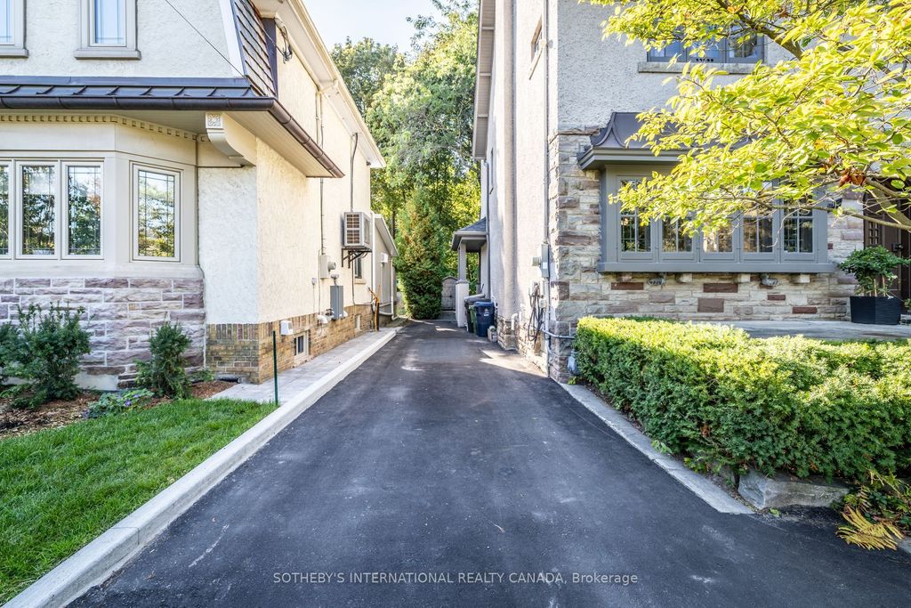 Photo of 74 Inglewood Drive, Toronto, ON M4T 1H3 (MLS # C12446576)