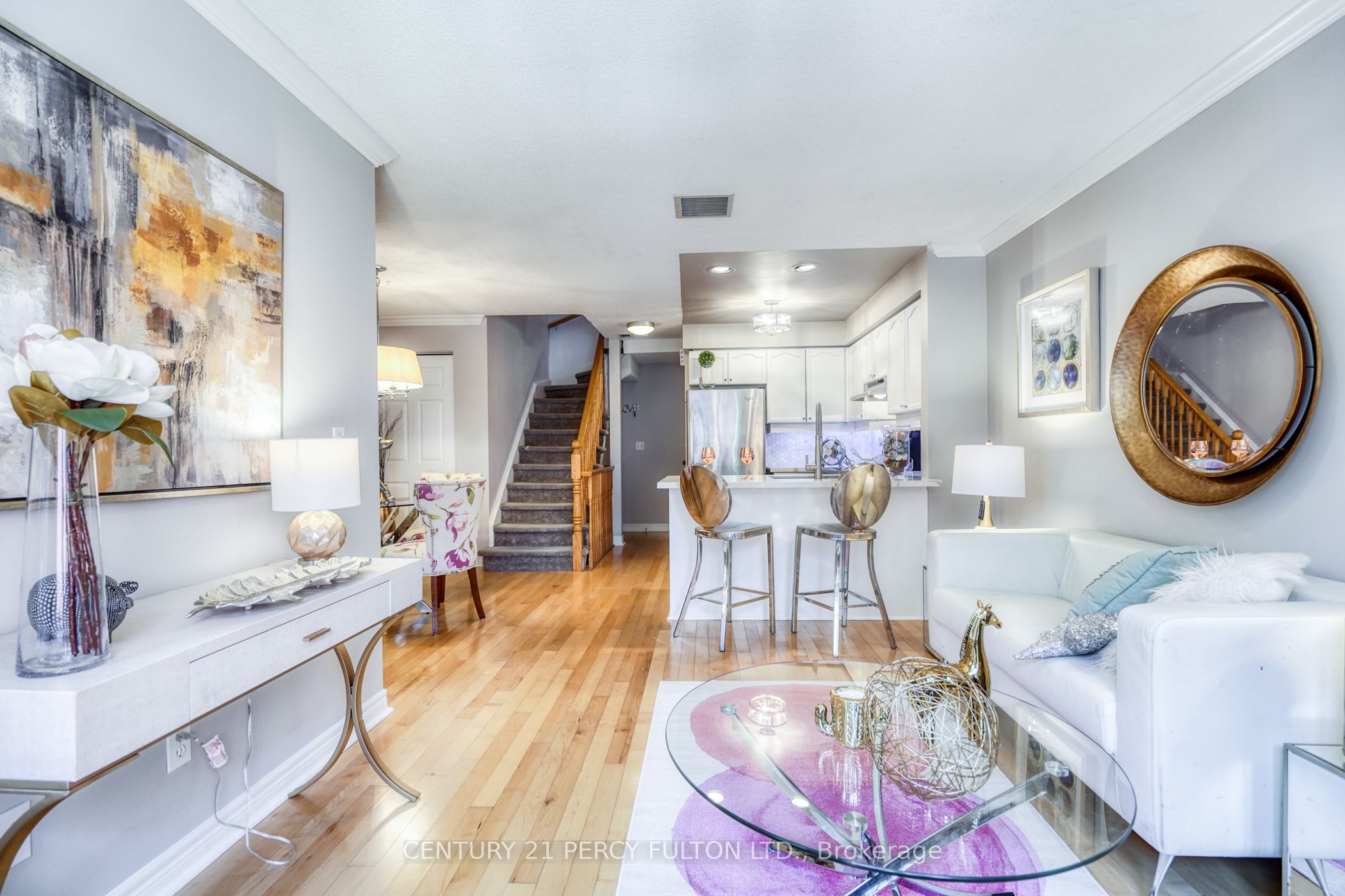 232 St George Street N TH22