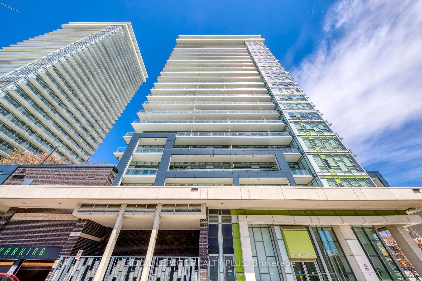 365 Prince Of Wales Drive 2202