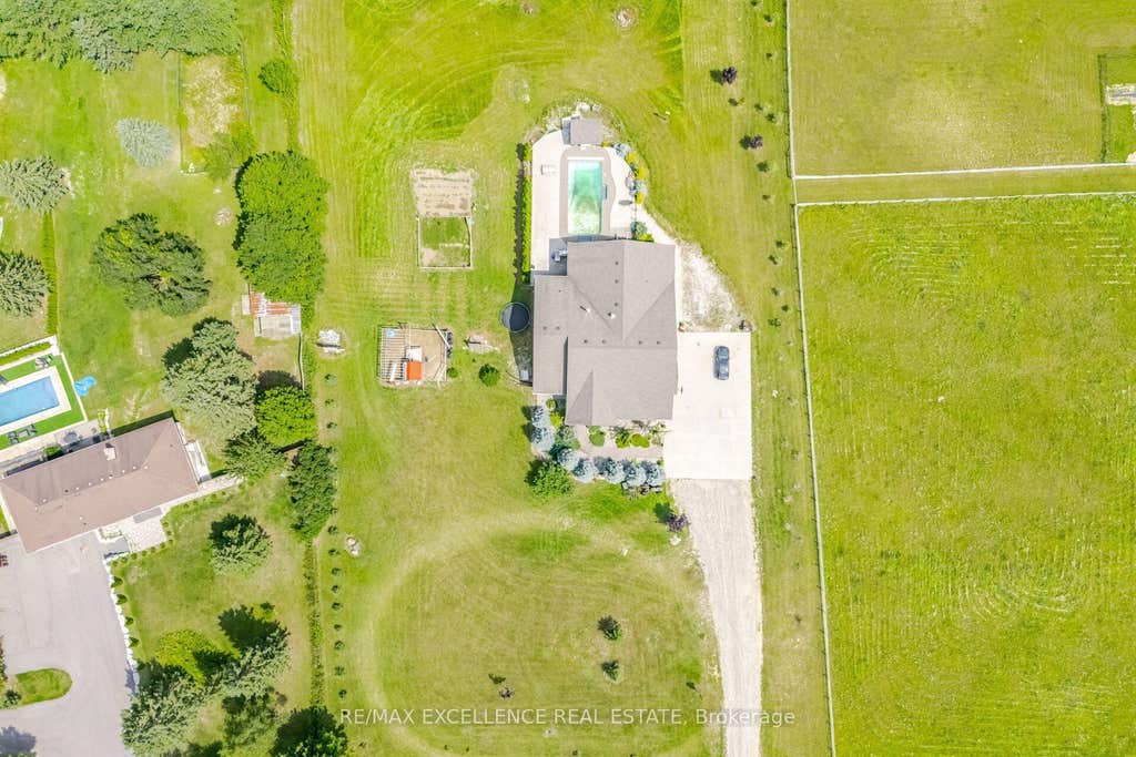 Photo of 5593 Trafalgar Road, Erin, ON N0B 1Z0 (MLS # X13653014)