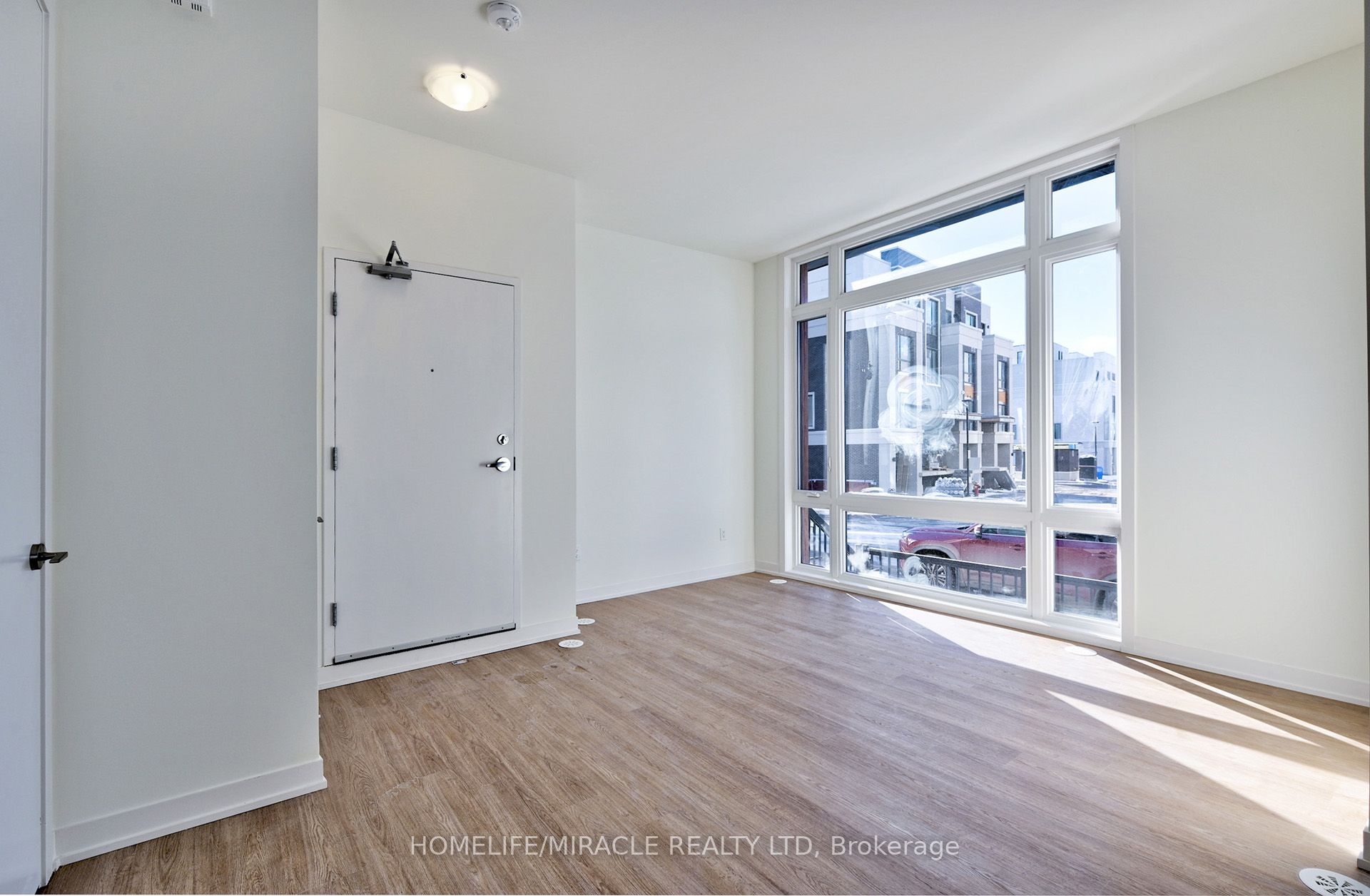 8 David Eyer Road 1221