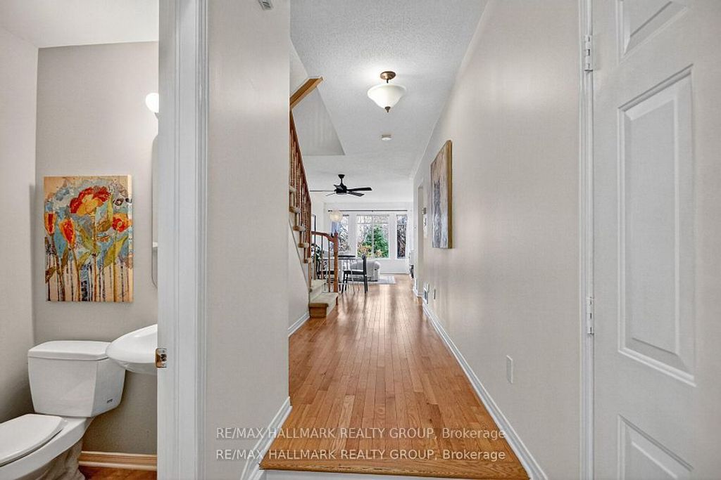 Photo of 135 Gatespark Private, Kanata, ON K2T 1L1 (MLS # X12815468)