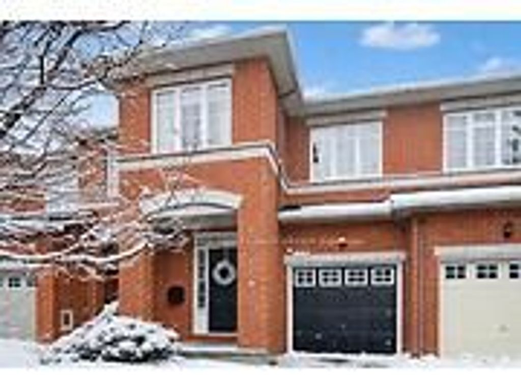 Photo of 135 Gatespark Private, Kanata, ON K2T 1L1 (MLS # X12815468)